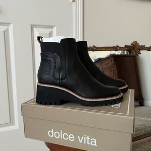 Dolce Vita Huey Rainboots